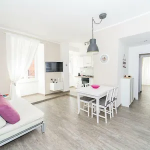 Ponte Lungo Apartamento